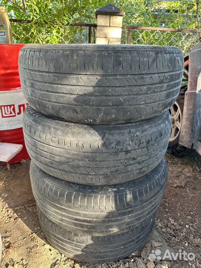 Winrun R330 215/55 R17