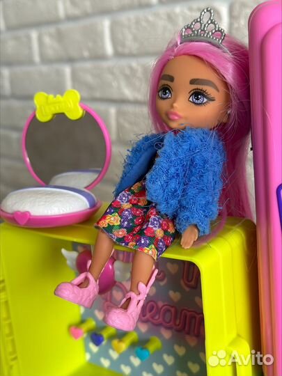 Набор игровой Barbie Экстра Мини-кукла