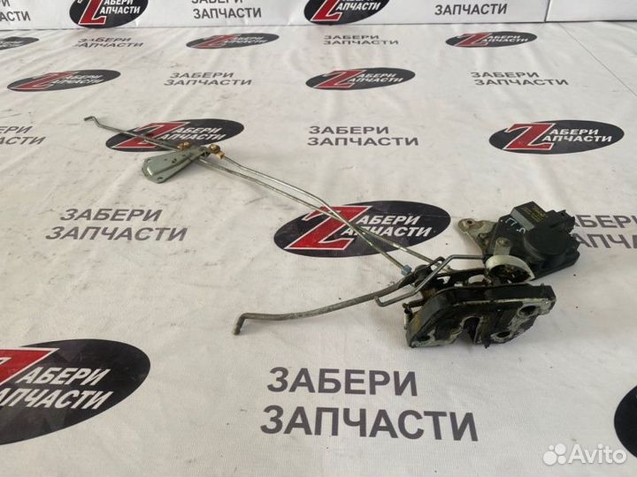 Замок двери передний правый Daihatsu Yrv M2 K3-VE