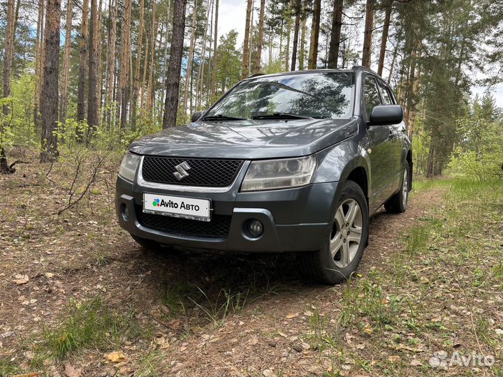 Suzuki Grand Vitara 2.0 AT, 2006, 318 000 км