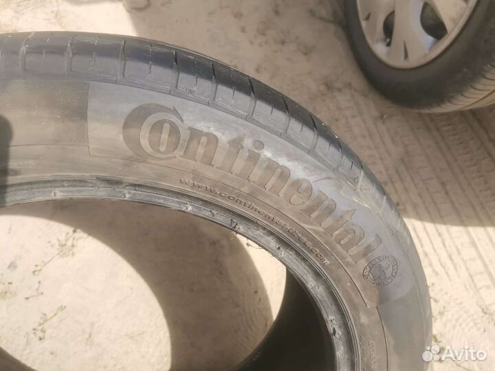 Continental ContiPremiumContact 5 215/55 R17