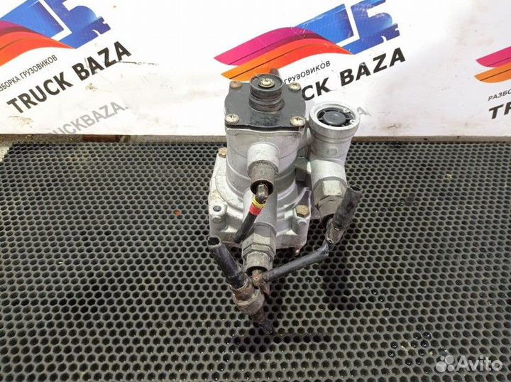 Кран управления тормозами прицепа Renault Premium