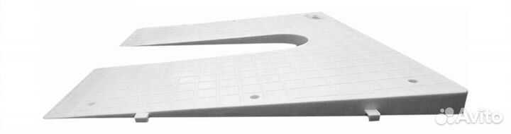 Накладка клин на транец, низ 1 мм., верх 22 мм., 4