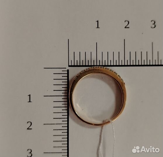 Золотое кольцо с фианитами(16770)