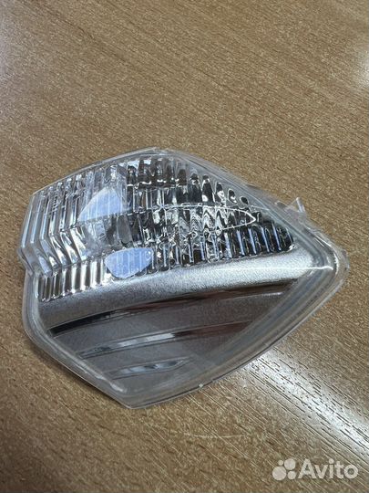 Повторительповорота в зеркало Ford Kuga левый