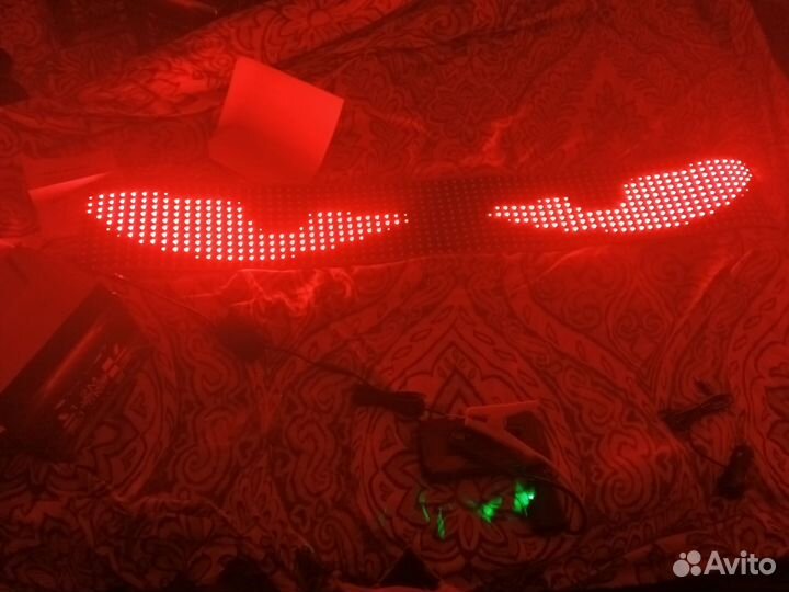 Глаза дявола на авто