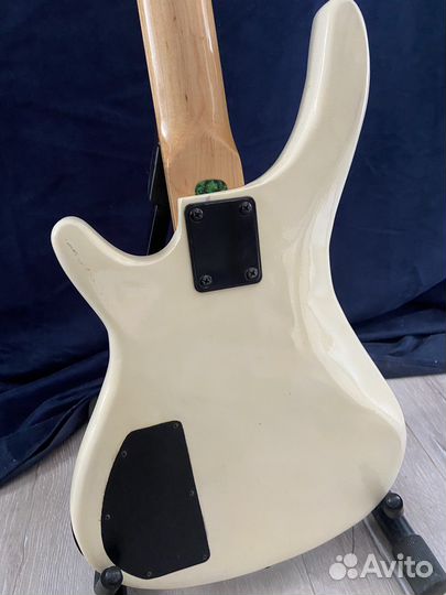 Бас гитара euphony 4 струны