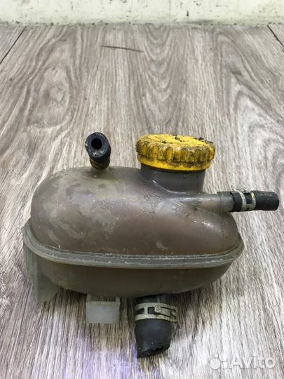 Бачок расширительный Opel Corsa C