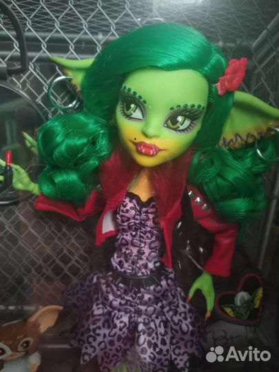 Кукла Monster High Scullector Гретта Гремлин