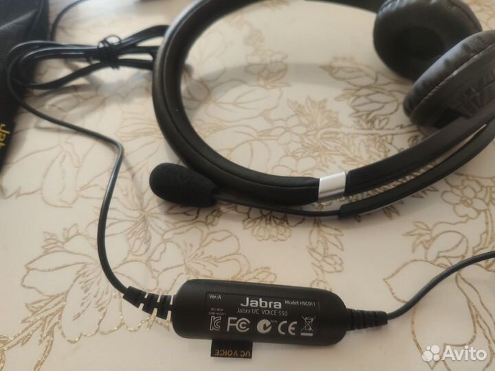 Профессиональная гарнитура Jabra UC Voice 550 MS D