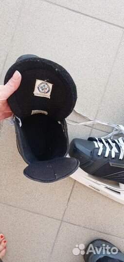 Коньки хоккейные 39 размер