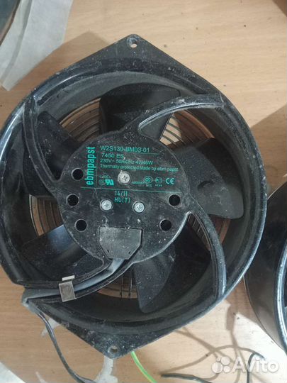 Вентилятор ebmpapst-w2s130-bm03-01