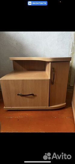 Мебель тумбочки для спальни шкафы