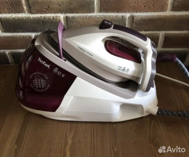 Утюг с парогенератором Tefal