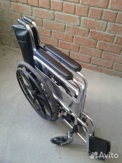 Инвалидная коляска складная бу