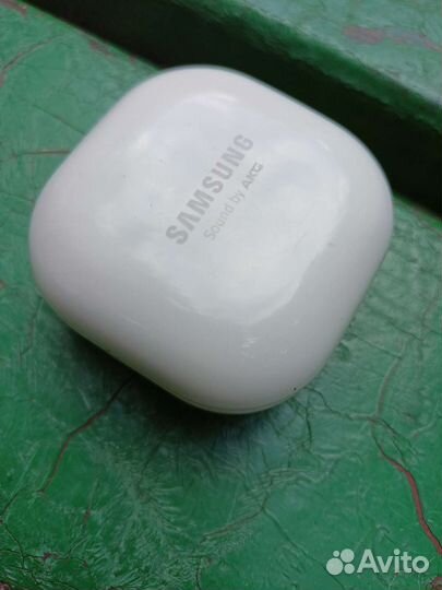 Кейс от наушников samsung buds