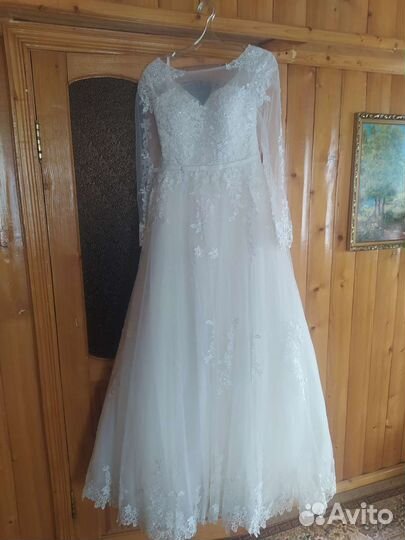 Свадебное платье