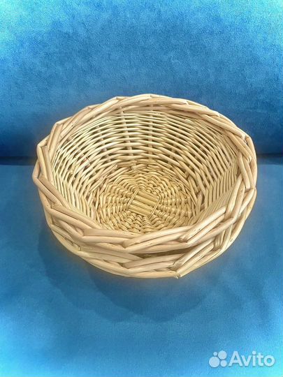 Корзина плетеная