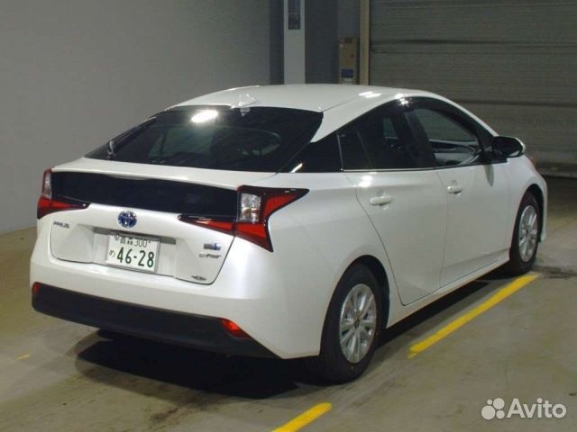 Стеклоподъемник передний левый Toyota Prius ZVW55