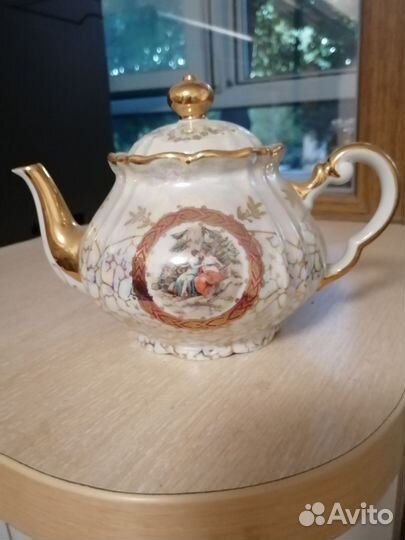 Сервиз Мадонна гдр (чайно-кофейный +столовый)