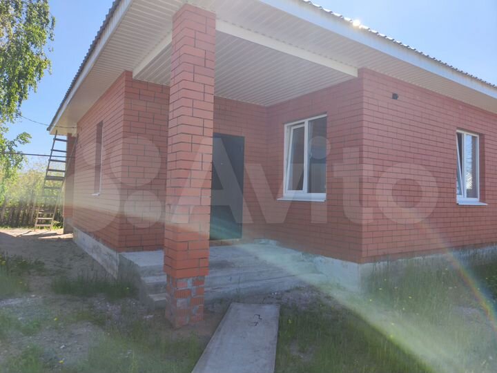 Коттедж 120 м² на участке 8 сот.