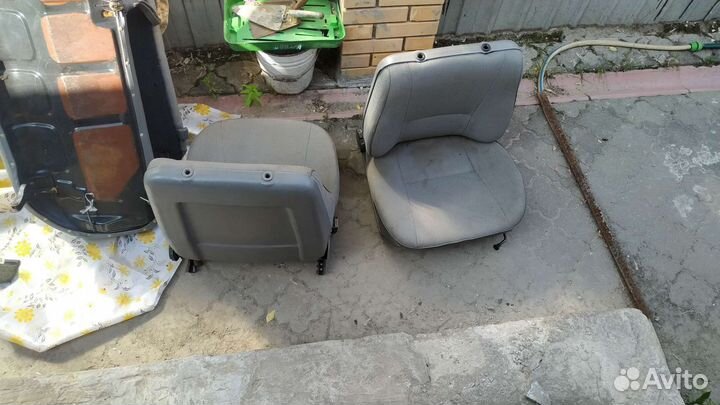 Сиденья москвич 2141