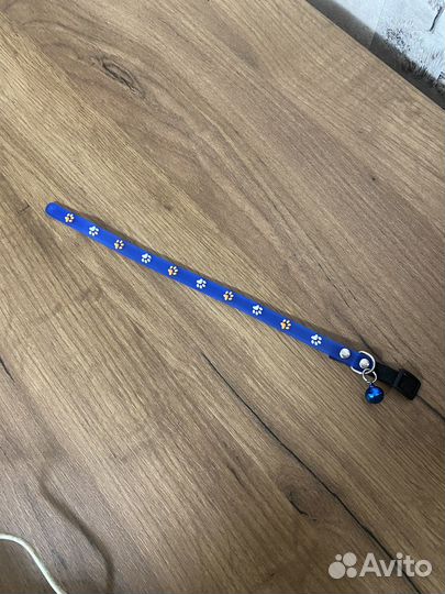 Декоративный ошейник, зубные щеточки, памперсы