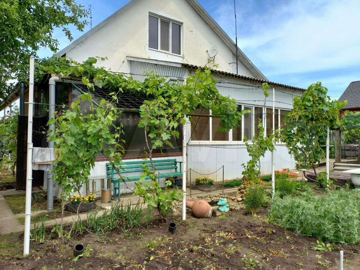 Дом 142,8 м² на участке 12,8 сот.