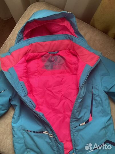 Горнолыжная куртка женская