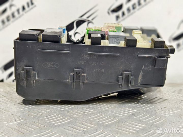 Блок предохранителей Ford Focus 3 1.6 pnda 2012