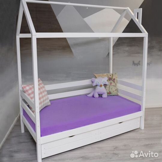 Кроватка с бортиком из натурального дерева детская