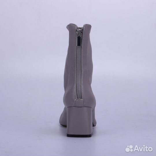 Полусапожки Stradivarius (25 17 24 6,0 38 Серый Но