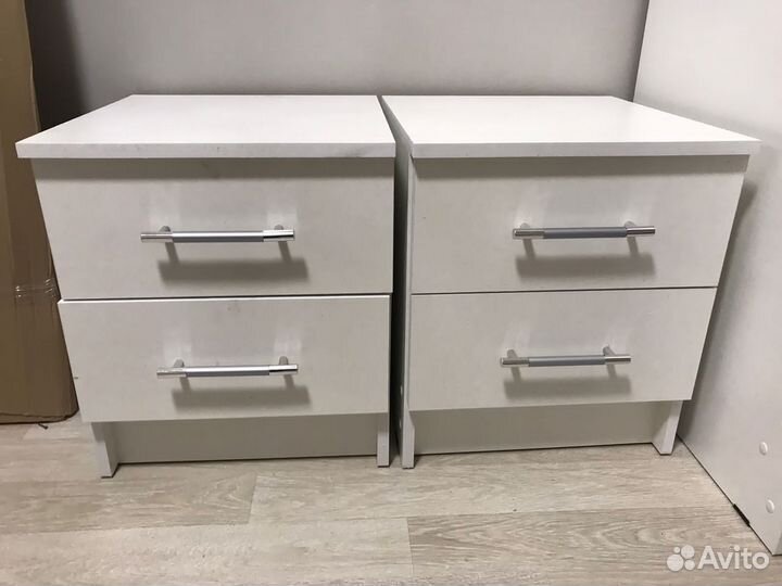 Тумба прикроватная