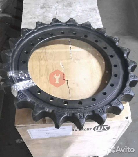 Звезда ведущая Volvo FC2421C 14520215