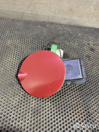 Лючок топливного бака Jeep Liberty KJ 2.8D Либерти