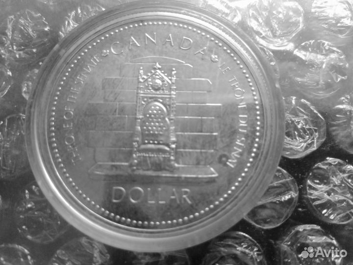 1 доллар 1977 г. Канада трон