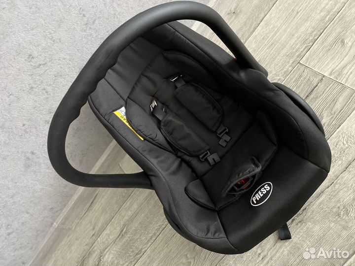 Детская коляска Riko Basic Delta 3в1