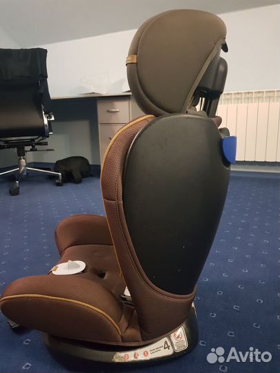 Детское автокресло универсальное 0-18кг; 15-36кг