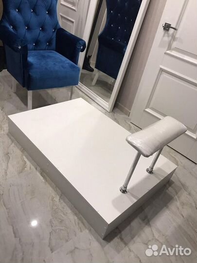 Педикюрное кресло трон