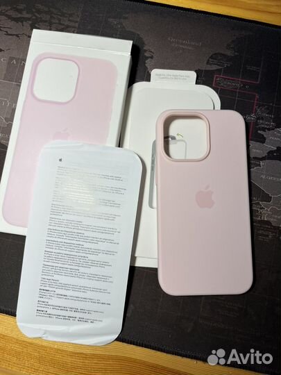 Оригинальный чехол на iPhone 13 pro
