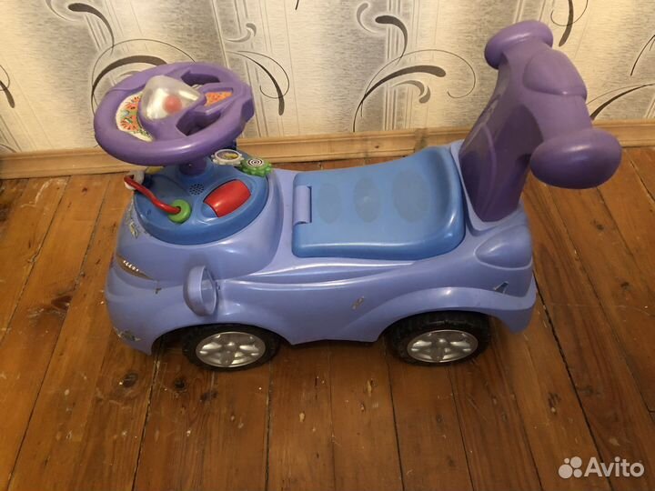 Машинка каталка толокар