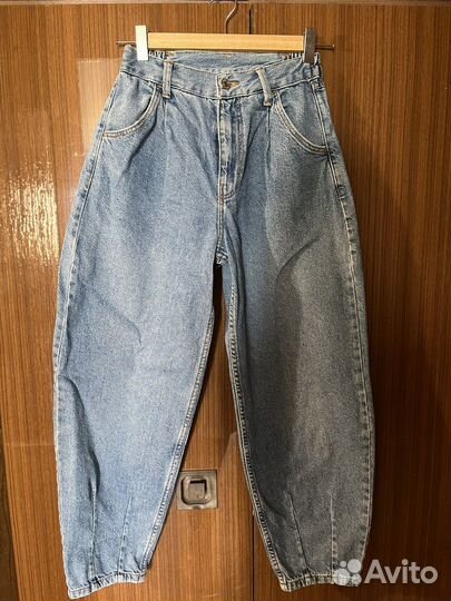 Джинсы