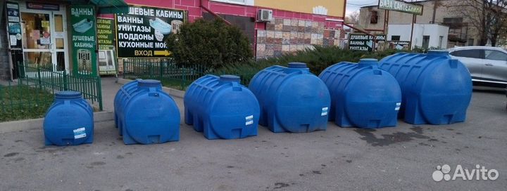 Емкость пластиковая горизонтальная