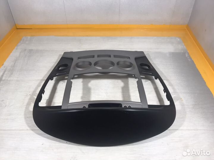 Накладка центральной консоли hyundai grand starex