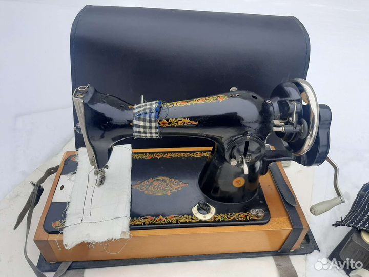 Швейная машинка подольск 2м