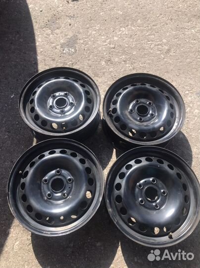 Штампованные диски r15