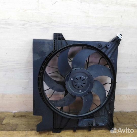 Вентилятор основной 3.2i Volvo XC90 рест