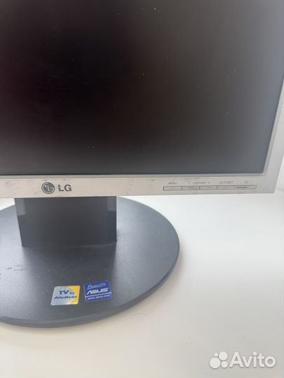 Монитор для компьютера lg