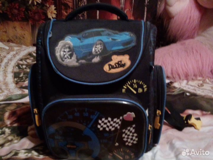 Школьный рюкзак для начальных классов