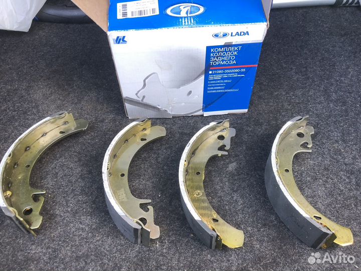 Комплект колодок заднего тормоза на ваз